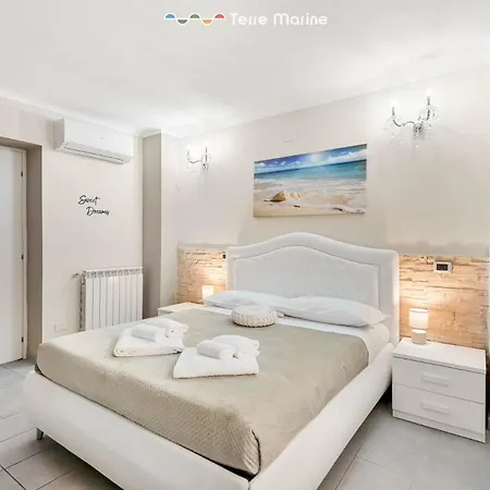 Richard's House, Terre Marine Apartamento